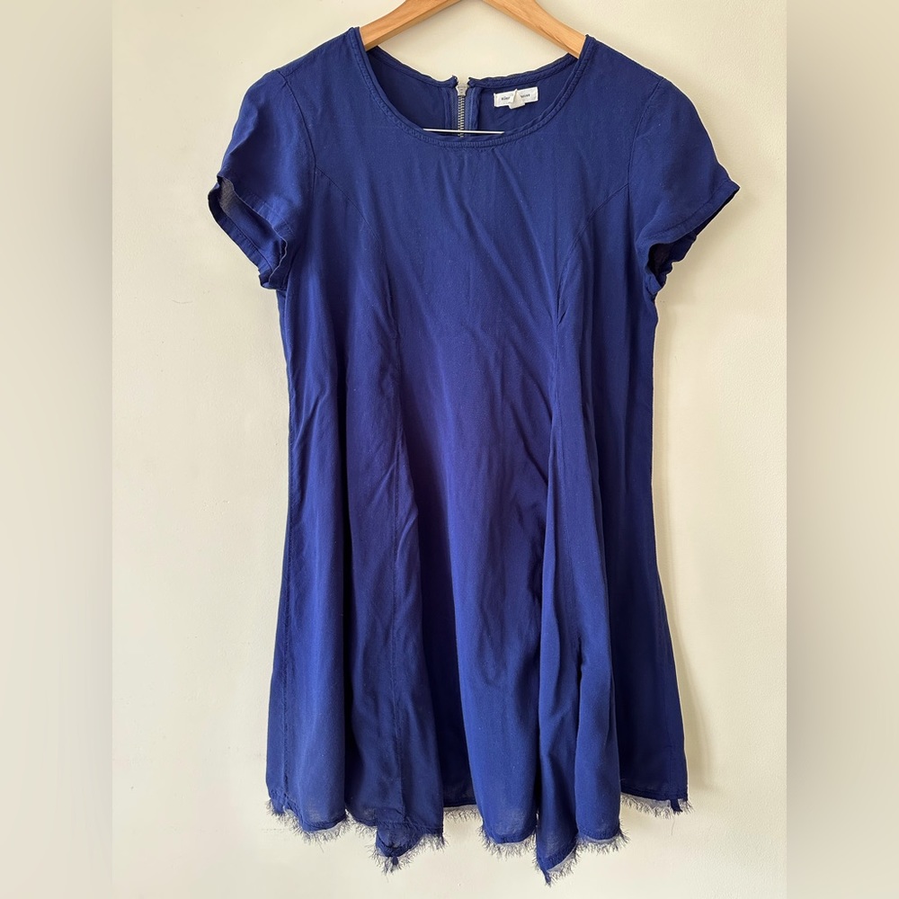 Urban Outfitters Silence + Noise | Flowy Navy Blue Dress, Size Small ✨